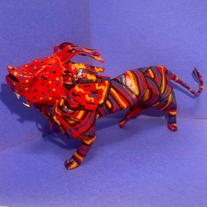 Vintage African Folk Art Metal Lion Sculpture! Excellent Used Condition! EUC